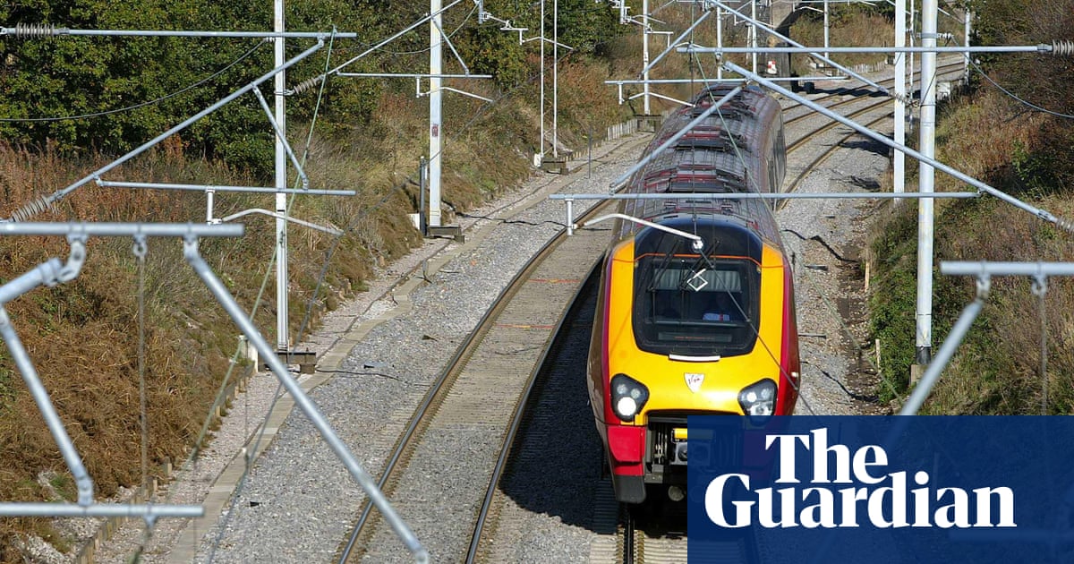 Cuts to rail funding threaten passenger s, unions warn