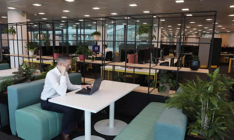 The all-new interiors of NatWest’s post-pandemic, hybrid-working offices at 250 Bishopsgate in the City of London.