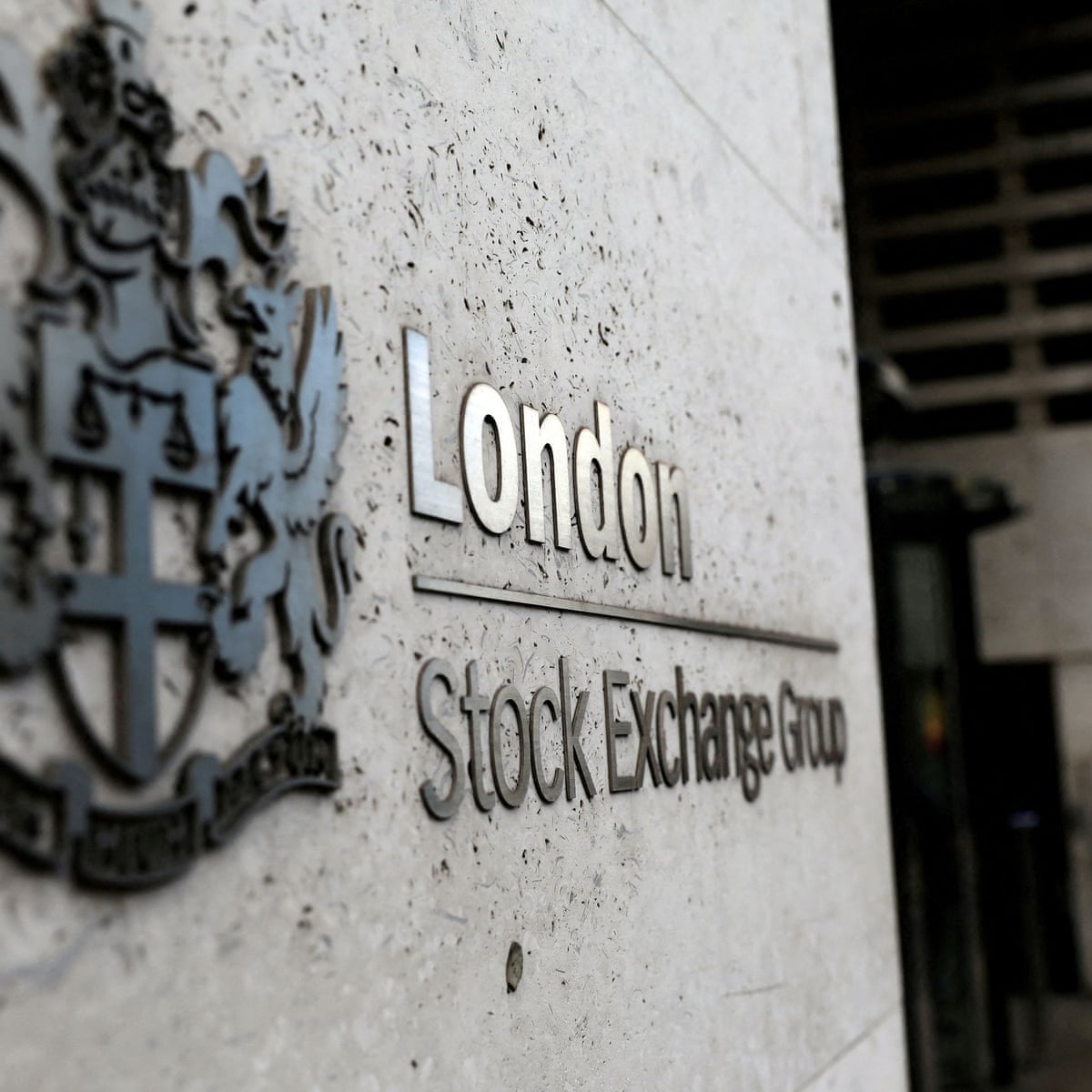 FTSE 100 Live: Flat US inflation powers shares as London blue