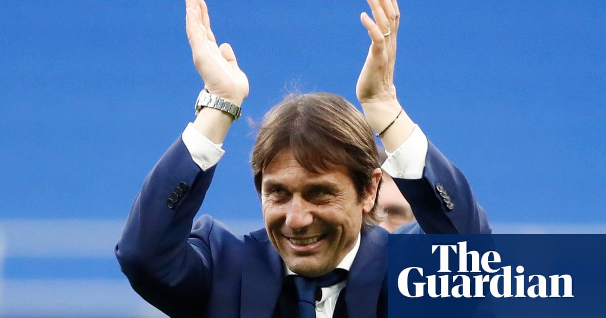 Antonio Conte holds Tottenham talks and is leading contender for job