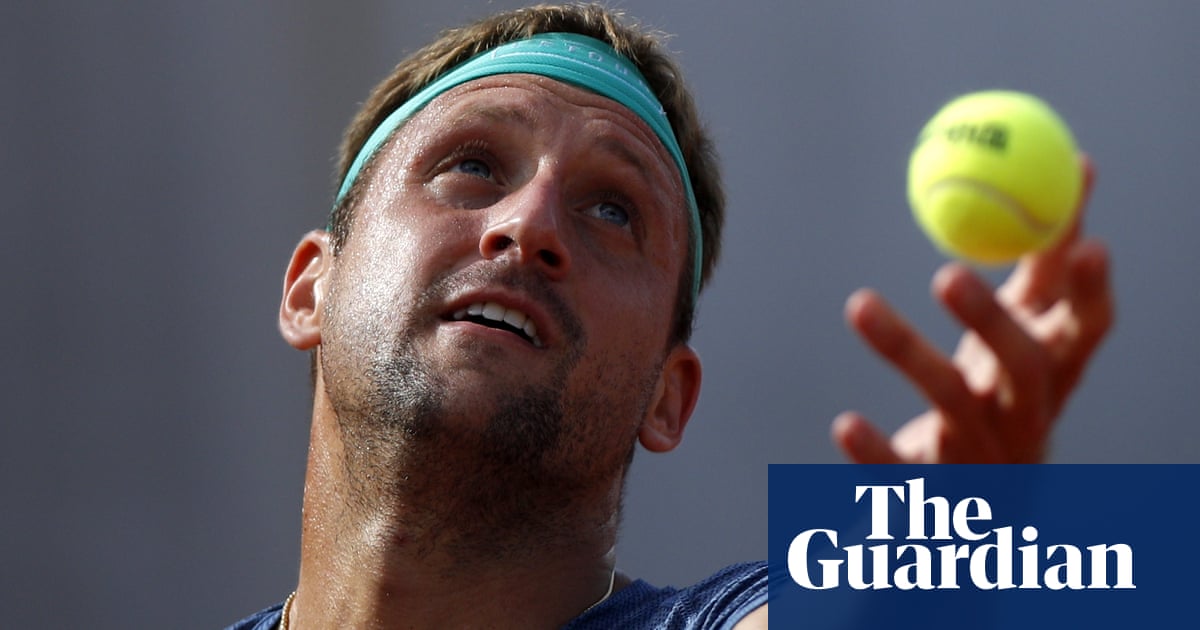 US tennis player Tennys Sandgren flies to Australian Open despite positive Covid test