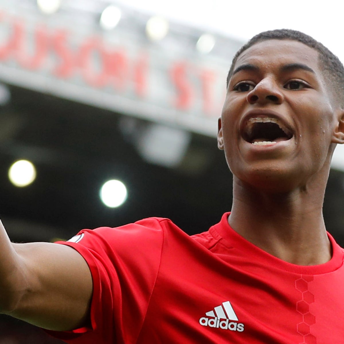 Football Transfer Rumours Anthony Martial Or Marcus Rashford To West Ham Football The Guardian