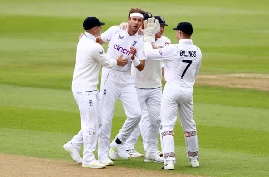 Stuart Broad gets a lucky breakthrough with the wicket of Pujara.