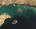 US strikes Iranian launchers on Larak island amid strait of Hormuz tensions
