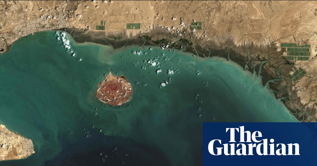 What mines have Iran laid in the strait of Hormuz and how could the US remove them?
