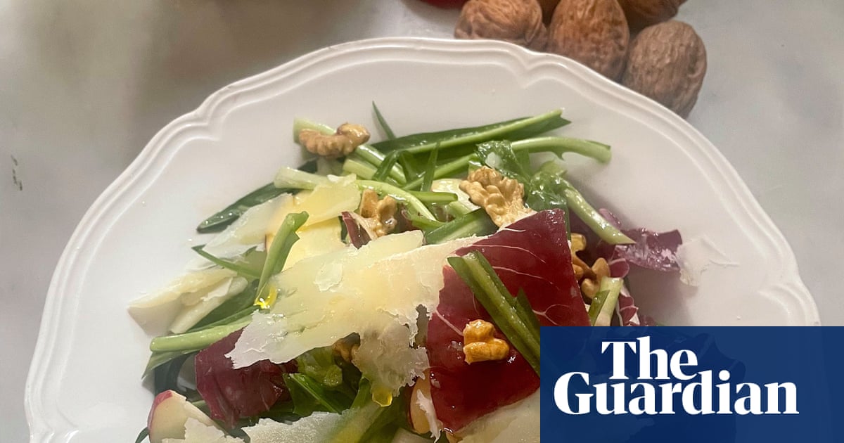 Rachel Roddy’s puntarelle, radicchio, celery, apple and cheese salad recipe