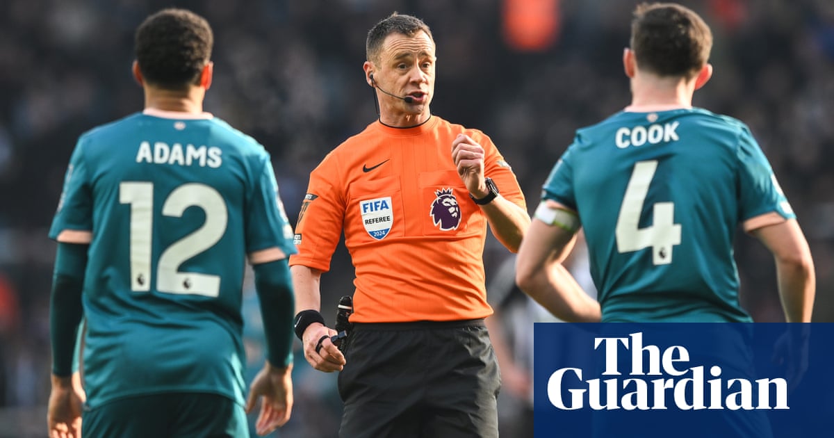 English refereeing standards ‘a model’ for the world, says Premier League chief English refereeing standards ‘a model’ for the world, says Premier League chief