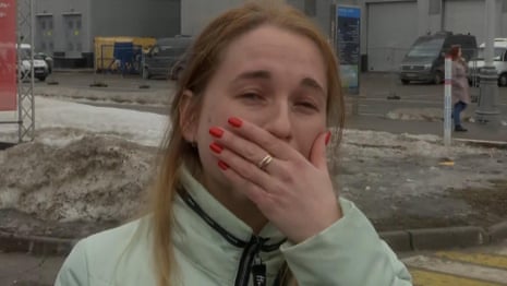 'I started to panic': survivor of Moscow attack tells of how she escaped gunmen – video