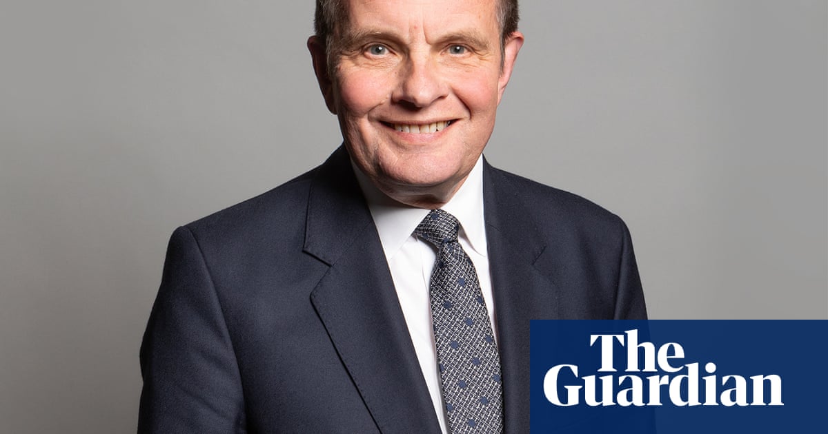 Former Tory cabinet minister David Jones joins Reform UK