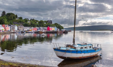 Tobermory seafront.
