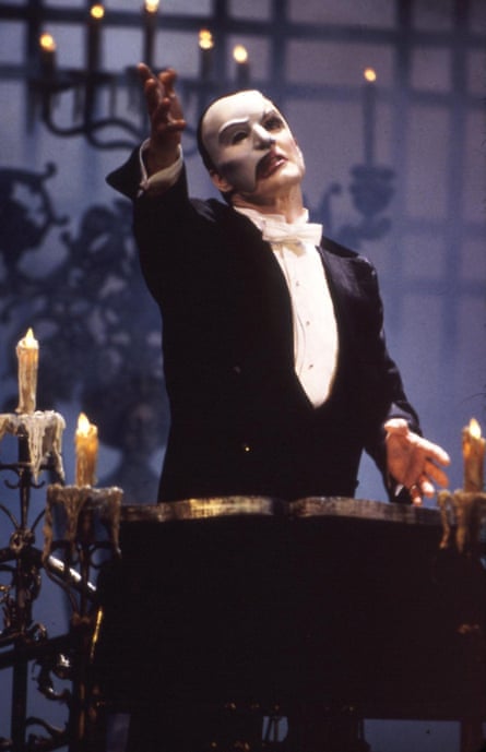هوارد مک‌گیلین در فیلم شبح اپرا