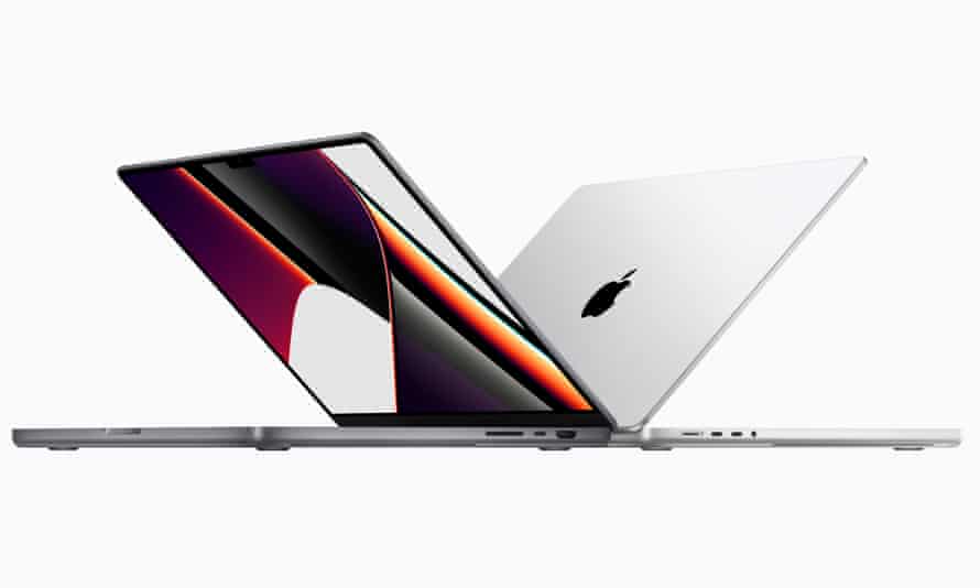 MacBook Pro mới được thiết kế lại cung cấp màn hình lớn hơn và hiệu suất nhanh hơn.