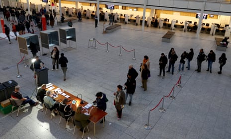 Dutch parliamentary electionPeople vote at a polling station during the Dutch parliamentary elections, in The Hague, Netherlands, November 22, 2023. REUTERS/Yves Herman