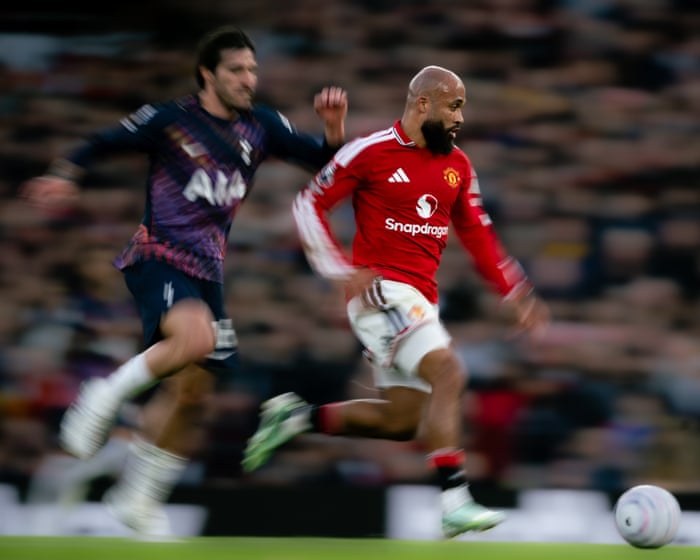 Manchester United v Tottenham: Premier League – live