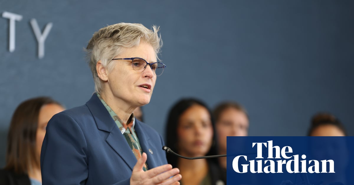 Minnesota prosecutors get evidence on ICE killings from federal authorities
