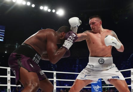 Dubois and Oleksandr Usyk trading blows in 2023, when the Ukrainian eventually emerged triumphant