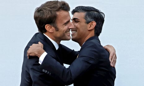 Emmanuel Macron meets Rishi Sunak on the sidelines of the Cop27 climate summit in Sharm el-Sheikh.