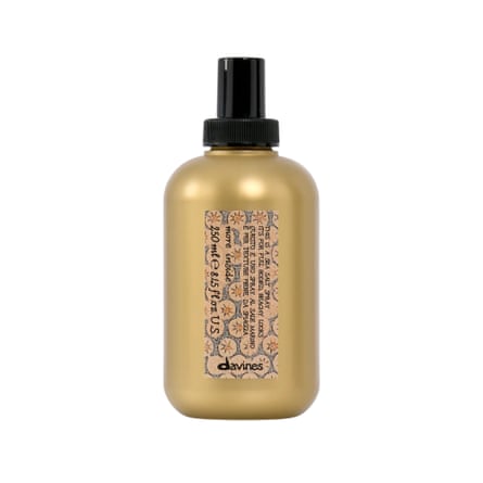 Davines Beach hair spray for a tousled look