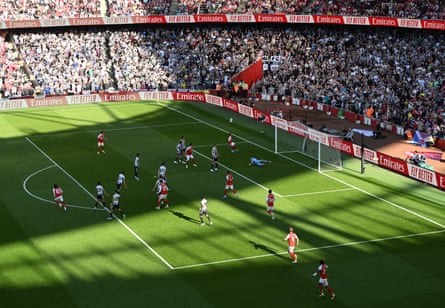 Eberechi Eze of Arsenal scores against Newcastle.