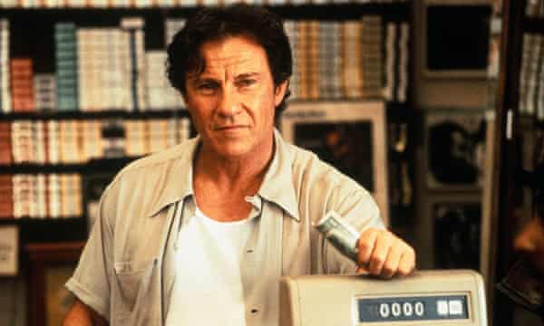 Harvey Keitel en fumée (États-Unis/Allemagne, 1995).