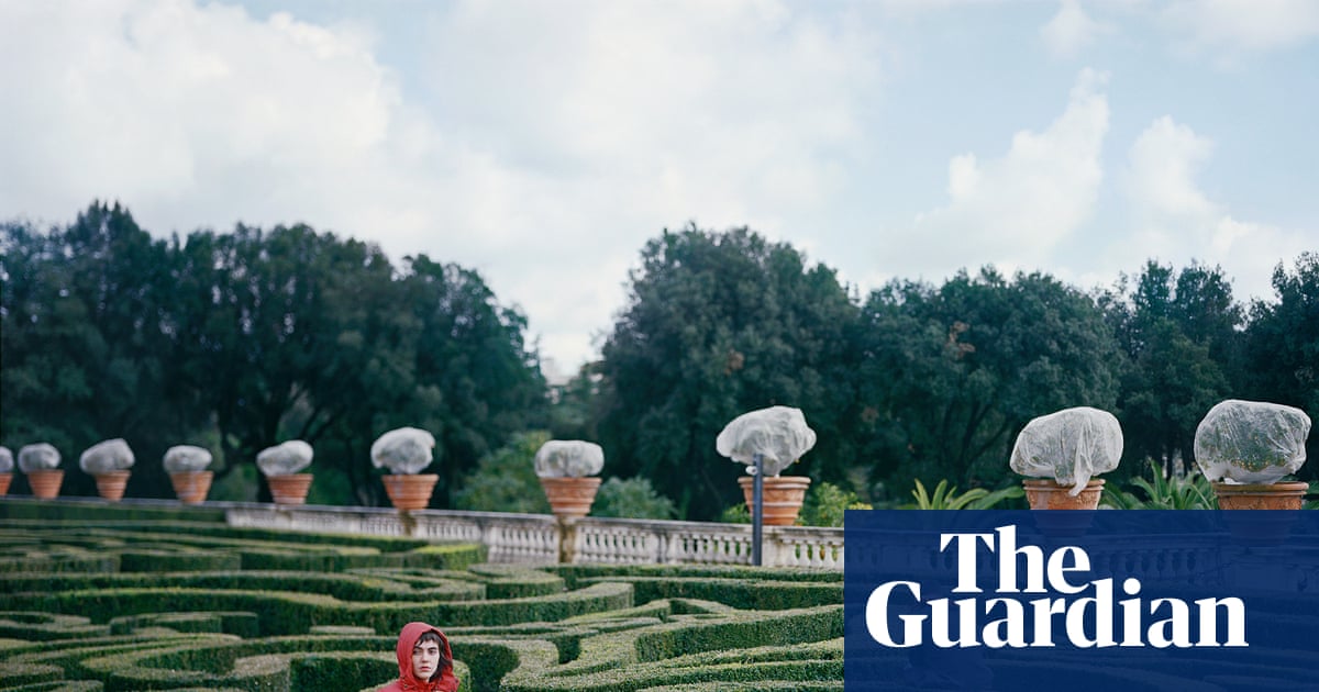 The distance between us: are these people together or apart? – in pictures