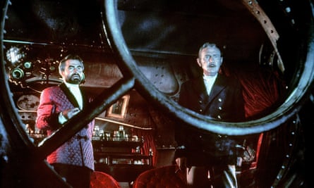 Paul Lukas (left) and James Mason in 20,000 Leagues Under the Sea.