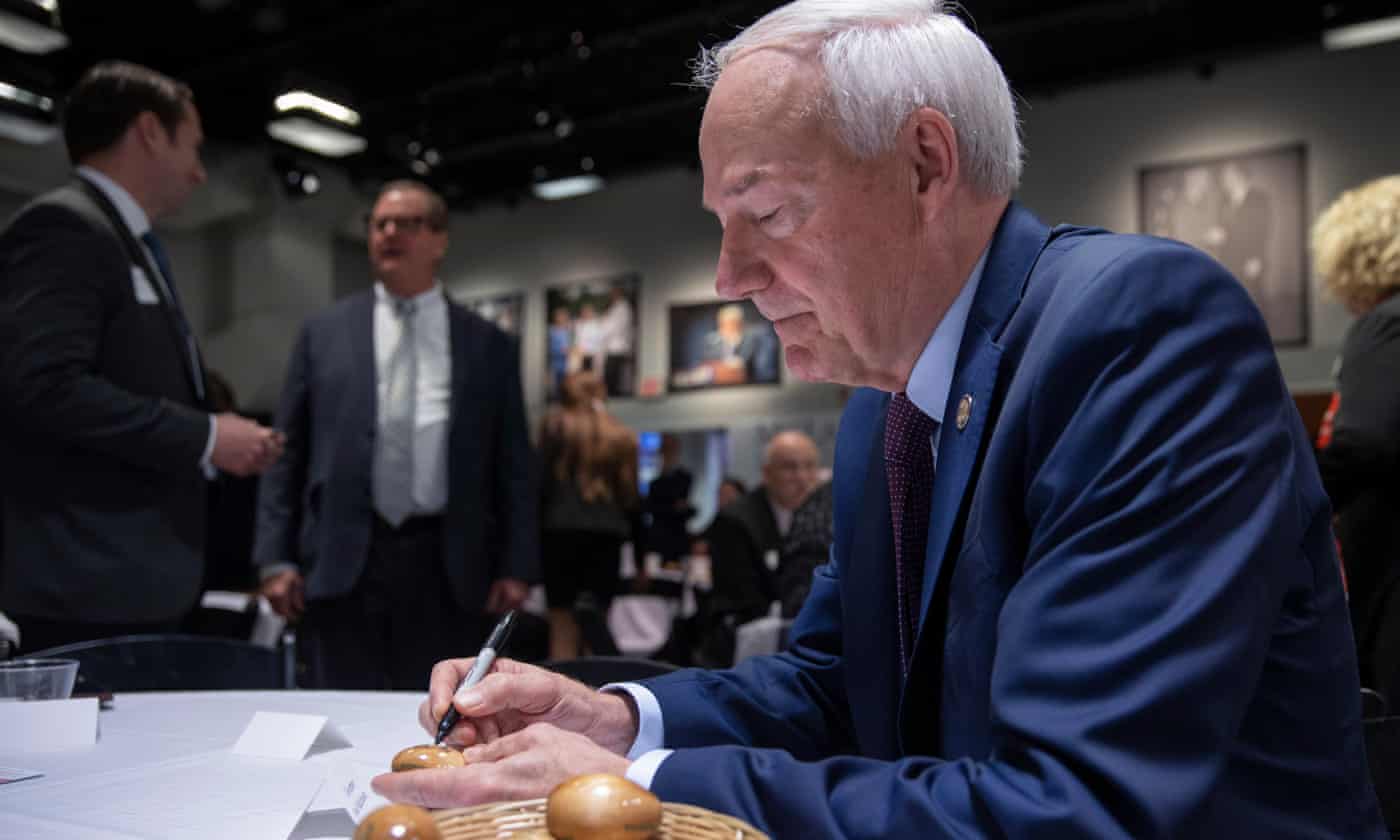 Asa Hutchinson