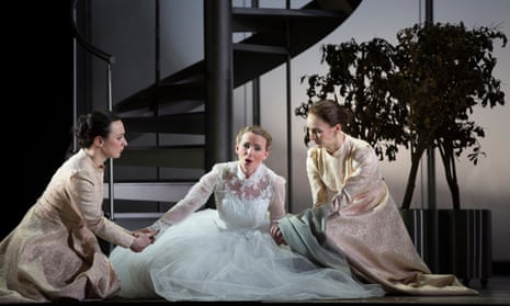 ‘Dignified and ardent’ Sarah Tynan (centre) as Ginevra in Scottish Opera’s Ariodante 