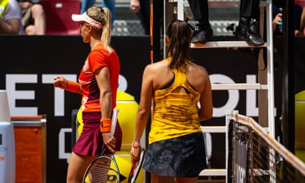 Lesia Tsurenko (left) and Daria Kasatkina in Madrid