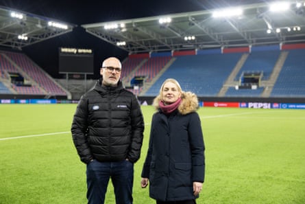Harriet Rudd, the Vålerenga CEO, with sporting director Steinar Pedersen