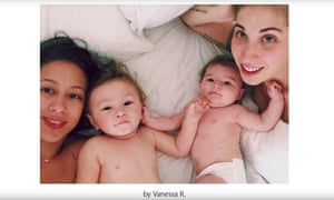 Melanie and Vanessa Roy lie on bed smiling with their two babies