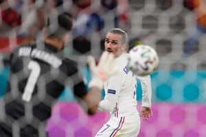 France’s Antoine Griezmann is thwarted by Portugal’s keeper Rui Patricio.