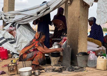 Families displaced by RSF advances in Sudan’s Gezira and Sennar states shelter at a displacement site in Kassala state, Sudan in July 2024.