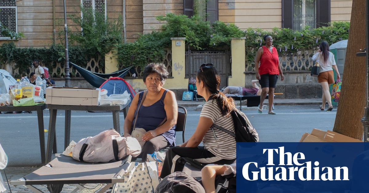 Scramble to house hundreds camping in Rome heatwave after squat eviction
