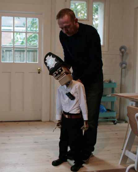 Chad McCail with a puppet from his panto Jack, Jill and the Beanstalk at the White House.
