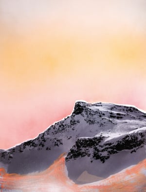 Sunrise over Madulain I, Engandine da série Unseen Sights, 2021. Técnica: tinta acrílica sobre impressão fotográfica. Todas as fotografias: Douglas Mandry/Cortesia de Bildhalle