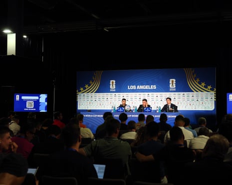 A packed press conference listen to Mehdi Taremi and Amir Ghalehnoy of Iran
