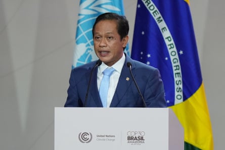 Hanif Faisol Nurofiq speaks at the Cop30 behind a podium