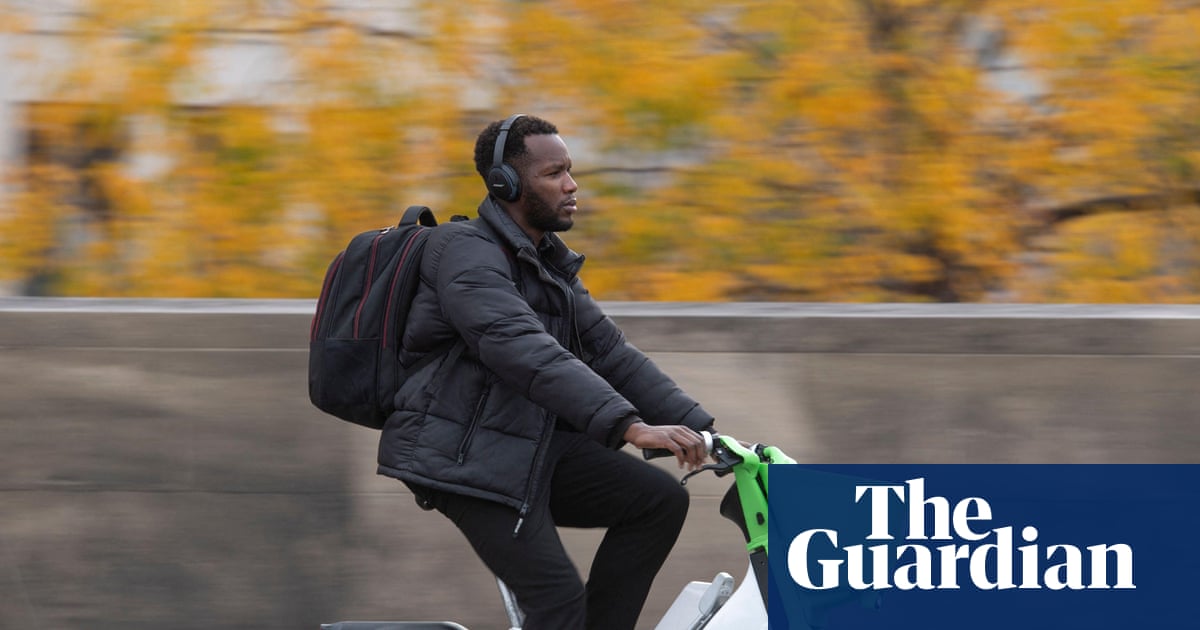 Melbourne council votes to scrap Lime ebikes after failing to meet ‘bare minimum standards’