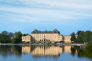 From folks artwork farmhouses to a floating Arctic sauna: the easiest of Swedish structure | Uncover Sweden’s delights 7 Drottningholm palace