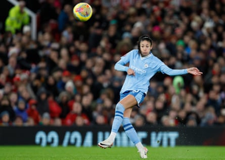 Leila Ouahabi passes the ball