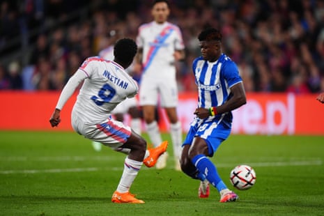 Real Sociedad 1-2 Bournemouth, Crystal Palace 4-0 Lech Poznan, and more: Europa League – live