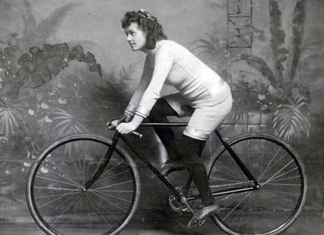 It was a spectacle': the forgotten era of women's bicycle racing | Books | The Guardian It was a spectacle': the forgotten era of women's bicycle racing | Books | The Guardian