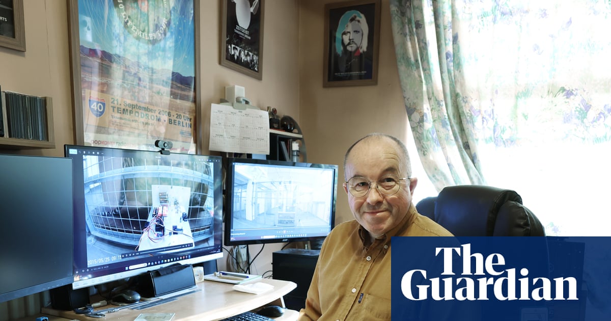 Inventor says robo-vaccination machine could be used to combat bovine TB