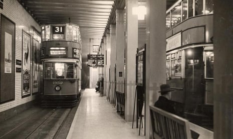 Kingsway tran station in 1933