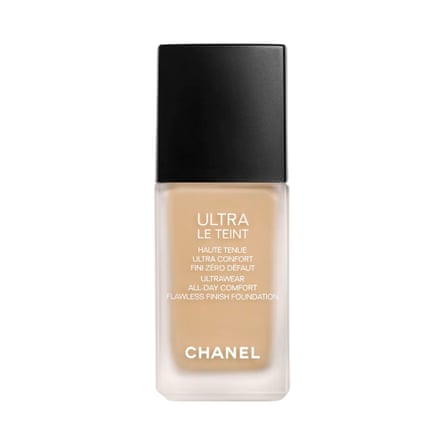 Chanel ultra le teint fluide