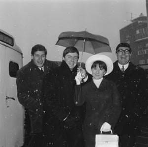 The folk/pop quartet at London airport in 1966. (L-R) Keith Potger, Bruce Woodley, Judith Durham and Athol Guy.