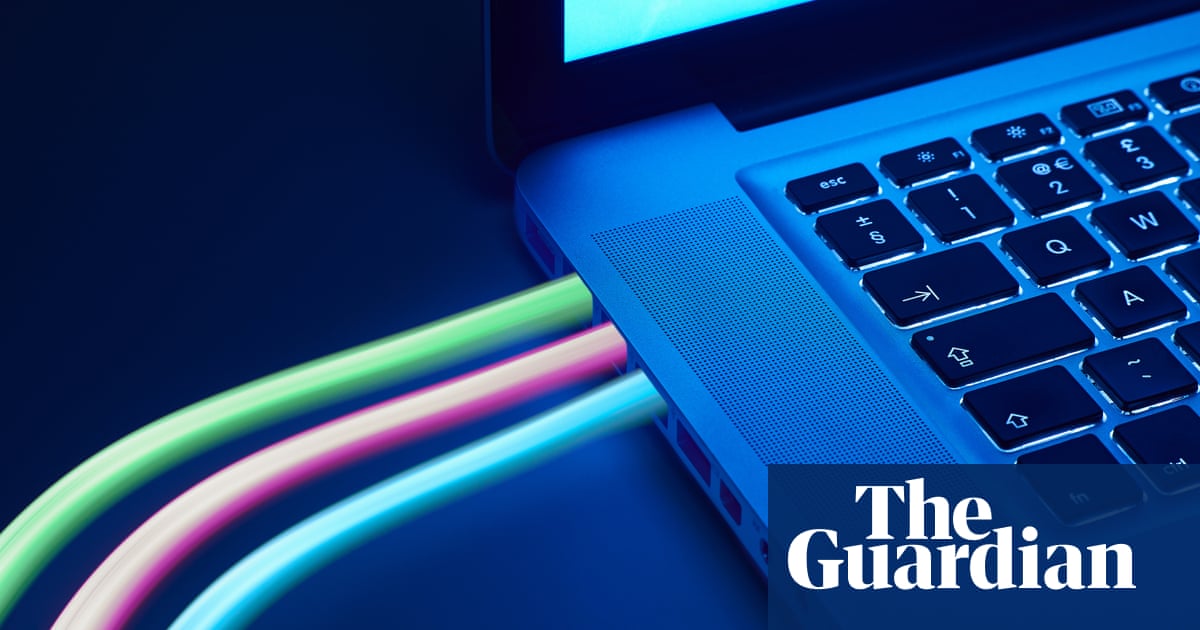 Almost 6m UK households ‘struggling to pay telecoms bills’