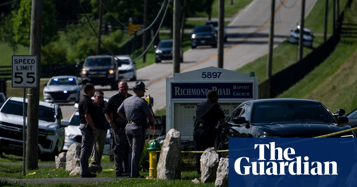 Two dead and three injured, including state trooper, in Kentucky shootings