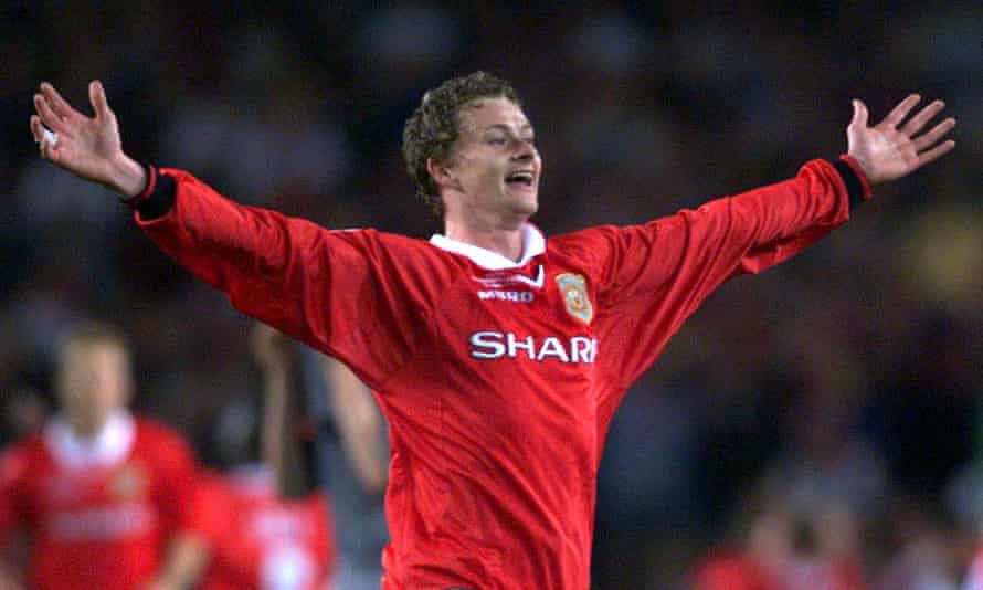 Ole Gunnar Solskjaer celebrates a goal for Manchester United.